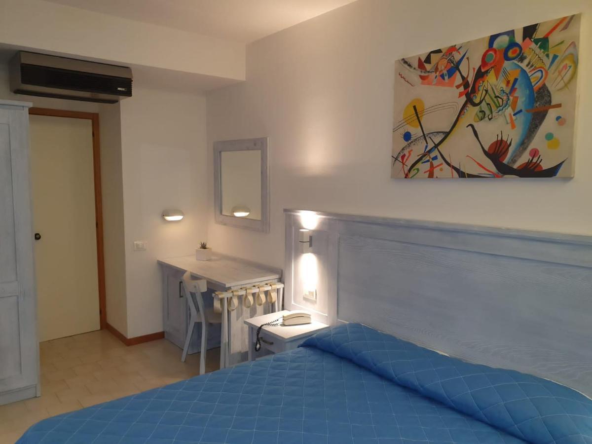 Hotel Le Tre Isole Magione Exterior photo